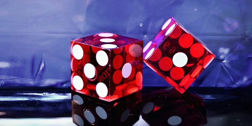 2 red dice